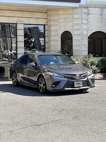 Toyota Camry: 2018 г., 3 л, Автомат, Бензин, Седан at lalafo.kg Toyota Camry: 2018 г., 3 л, Автомат, Бензин, Седан