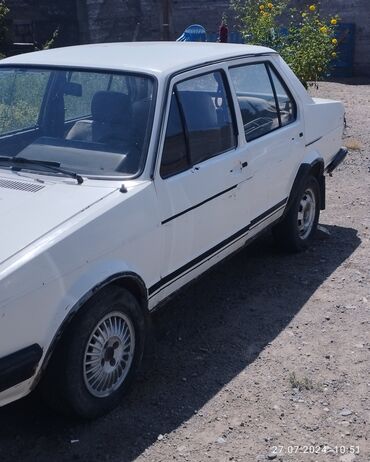 голф 4 1 8: Volkswagen Jetta: 1983 г., 1.3 л, Механика, Бензин, Седан