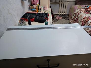 Маникюрные столы: Стол для визажиста замком Новый обсалютно можно с верху зеркала — 5