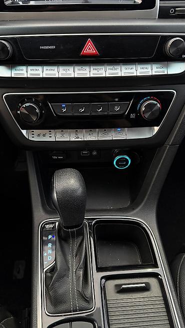 hyunda: Hyundai Sonata: 2017 г., 2 л, Автомат, Газ, Седан — 3