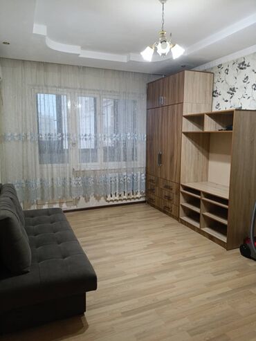 однокомнатная квартира продается: 1 бөлмө, 35 кв. м, 106-серия, 7 кабат, Косметикалык ремонт