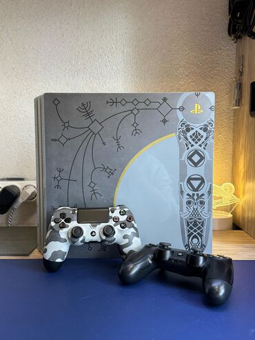 PS4 (Sony Playstation 4): Playstation 4 Pro God Of War limited edition Special edition 1tb