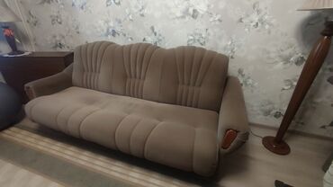 каракол мебель: Мягкая мебель. кресло 2 шт и раскладной диван. в хорошем состоянии и