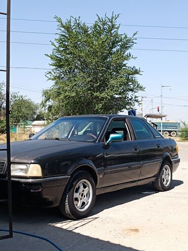 подлокотник на гольф 3: Audi 80: 1990 г., 2.3 л, Механика, Бензин, Седан