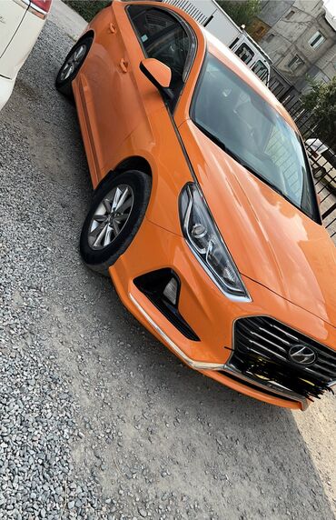 tayota runx: Hyundai Sonata: 2018 г., 2 л, Автоматические, Газ, Седан