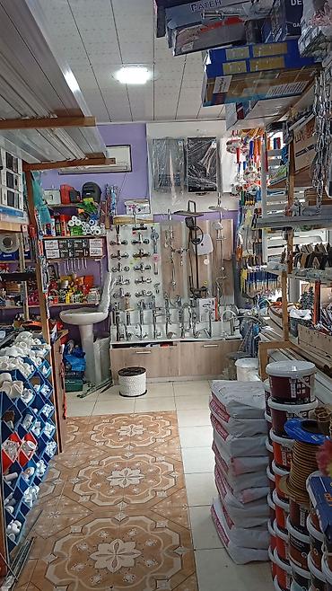 sintepon material: Tikinti mağazasına satıcı fəhlə tələb olunur — 1