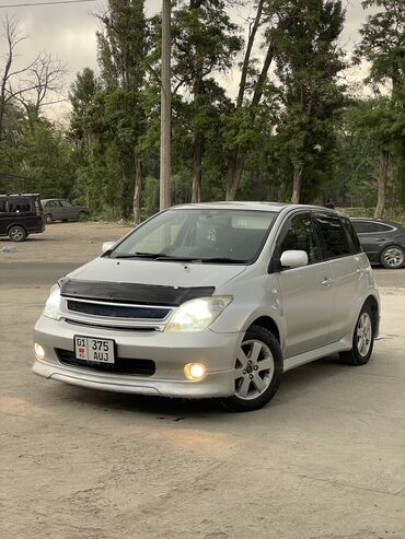 Toyota: Toyota ist: 2003 г., 1.5 л, Автомат, Бензин, Хэтчбэк