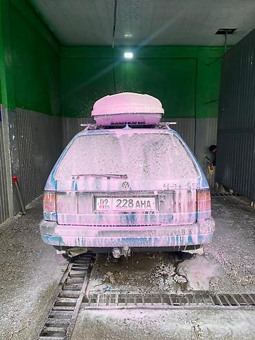 Volkswagen: Volkswagen Passat Variant: 1992 г., 0.2 л, Механика, Универсал — 1