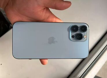 айфон 13 чехол: IPhone 13 Pro Max, Б/у, 256 ГБ, Голубой, Коробка, Чехол, 85 %