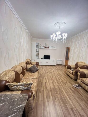 Həyət evləri və villaların satışı: Əmircan qəs. 3 otaqlı, 100 kv. m, Orta təmir — 3