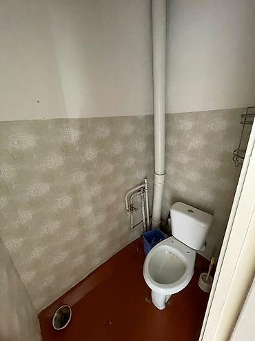 квартира в киркомстроме: 3 комнаты, 60 м², 105 серия, 5 этаж, Старый ремонт — 6