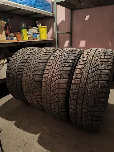 Шины 225 / 45 / R 18, Зима, Б/у, Комплект, Легковые, Россия