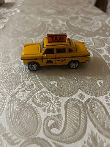 demir masin: Uşaq oyuncaq avtomobil dəsti – 3 ədəd Tərkib: - Sarı “TAXI” işarəli — 3
