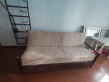sofa: Прямой диван, Б/у — 2