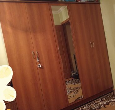 yuxuda nerdivan gormek: Açılan, 4 qapılı Düz dolab, Qarderob, paltar dolabı