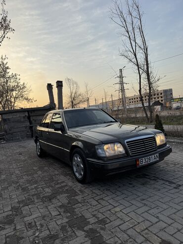 124 унверсал: Mercedes-Benz W124: 1992 г., 2.2 л, Автомат, Бензин, Седан