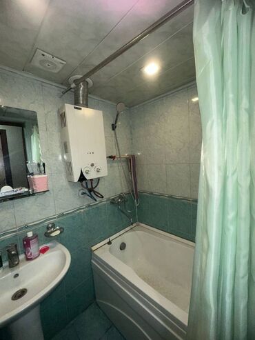 Köhnə tikili: Bakı, 3 otaqlı, Köhnə tikili, m. Həzi Aslanov, 80 kv. m -da lalafo.az — 14 Köhnə tikili: Bakı, 3 otaqlı, Köhnə tikili, m. Həzi Aslanov, 80 kv. m — 14