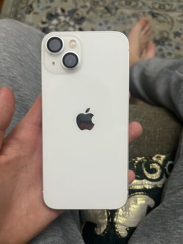 айфон 13 цена ош бу: IPhone 13, Колдонулган, 256 ГБ, White Titanium, Каптама, 100 %