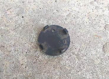 Другие автозапчасти: Гаражная распродажа! Продаю: Канистры зеленая под масло или — 9