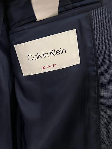 Kişi geyimləri: Calvin Klein orijinal brendinə məxsus kostyum. 450 $ (dollara) — 5