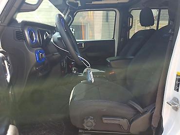 phev: Jeep Wrangler: 2023 г., 2 л, Автомат, Электромобиль, Внедорожник — 7