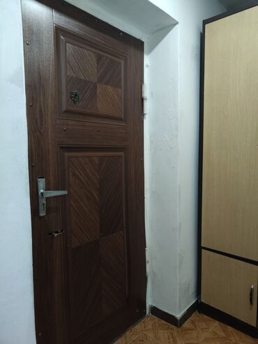 Köhnə tikili: Bakı, 3 otaqlı, Köhnə tikili, m. Azadlıq Prospekti, 35 kv. m — 3