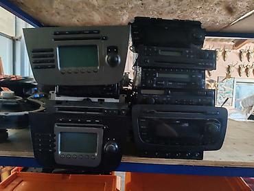 polo auto: Auto radio uređaji – različiti modeli i brendovi - Više tipova — 1