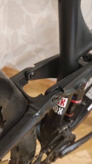 İdman velosipedləri: İşlənmiş Dağ velosipedi Trek, 28", sürətlərin sayı: 11, Ünvandan götürmə — 12