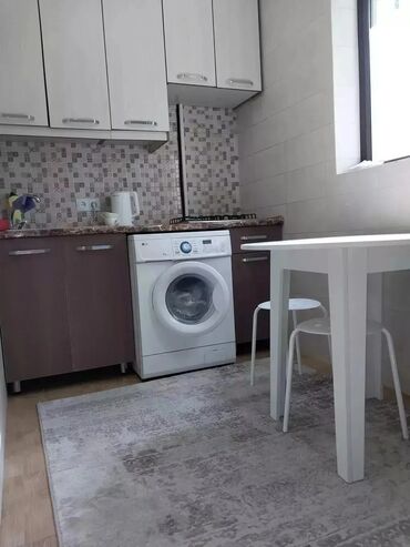 Посуточная аренда квартир: 1 комната, Постельное белье, Кондиционер, Парковка — 17