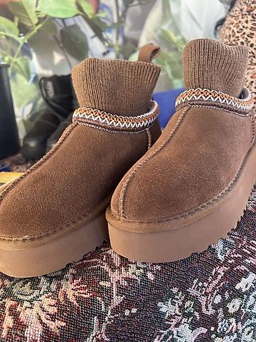 Угги: Угги, 38, UGG, Новый, цвет - Коричневый, Самовывоз — 1