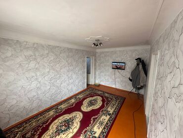 квартира в филармонии: 2 комнаты, 42 м², 104 серия, 2 этаж, Косметический ремонт