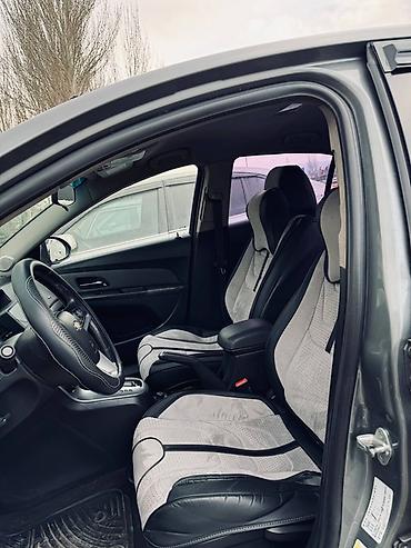 шеврале камара: Chevrolet Cruze: 2010 г., 1.8 л, Автомат, Бензин, Седан — 5