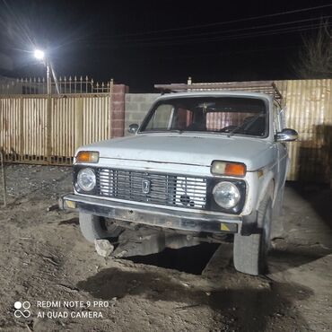 продаю срв: ВАЗ (ЛАДА) 4x4 Нива: 1989 г., 0.6 л, Механика, Бензин, Внедорожник