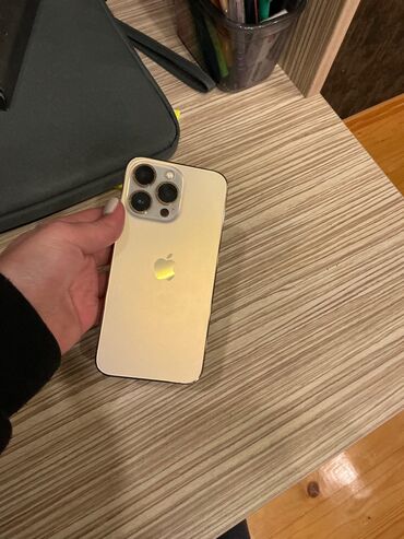 Apple iPhone: IPhone 13 Pro, 256 GB, Qızılı, Simsiz şarj, Face ID — 14
