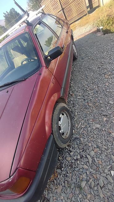Volkswagen: Volkswagen Passat: 1986 г., 1.8 л, Кол менен иштөөчү, Бензин, Седан — 2
