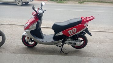 Mopedlər,skuterlər: - R9 Racing — 4