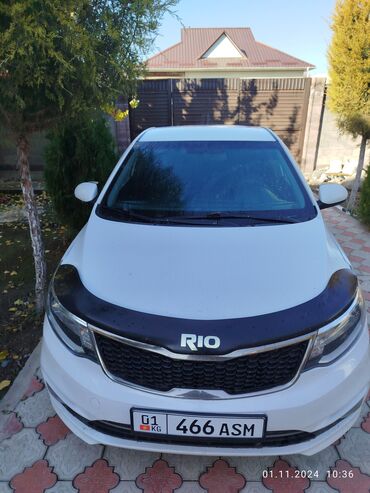 Kia: Kia Rio: 2015 г., 1.4 л, Механика, Бензин, Седан