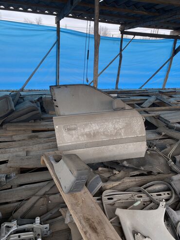 Другие автозапчасти: Продаю запчасти Мазда 626 Так же в наличии: электрика, задний — 9