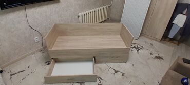 двухъярусная кровать из металла: Детская односпальная кровать, Б/у, Для девочки, Для мальчика, С бортиком, ДСП, Самовывоз