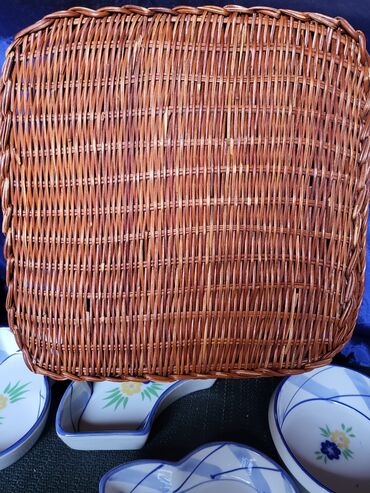 Kuhinjski setovi: Tanjir porcelanski vintaz,petodelni za serviranje,posluzenje. Tanjir na lalafo.rs — 9 Kuhinjski setovi: Tanjir porcelanski vintaz,petodelni za serviranje,posluzenje. Tanjir — 9