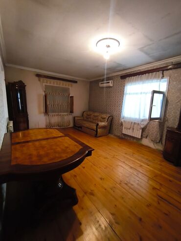 Uzunmüddətli kirayə evlər: 100 kv. m, 3 otaqlı, Qaz — 4