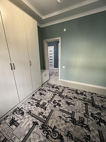 кирпичный квартира: 78 м², 3 комнаты — 3