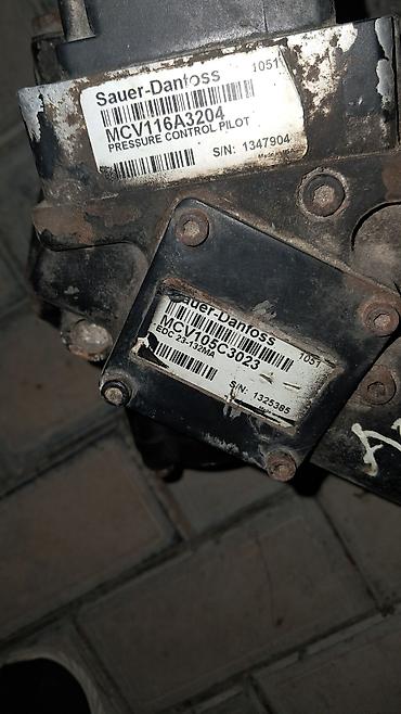 oturacaq qizdirici: VOLVO/Sauer-Danfoss hidravlik nasos və idarəetmə modulu - Marka — 1