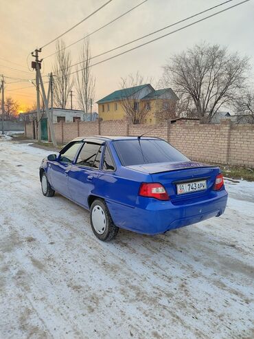 Daewoo: Daewoo Nexia: 2010 г., 1.5 л, Механика, Бензин, Седан