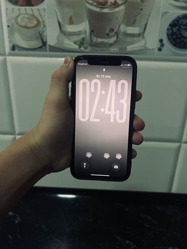 Apple iPhone: IPhone 12 mini, Б/у, 128 ГБ, Зеленый, Чехол, 82 % — 3