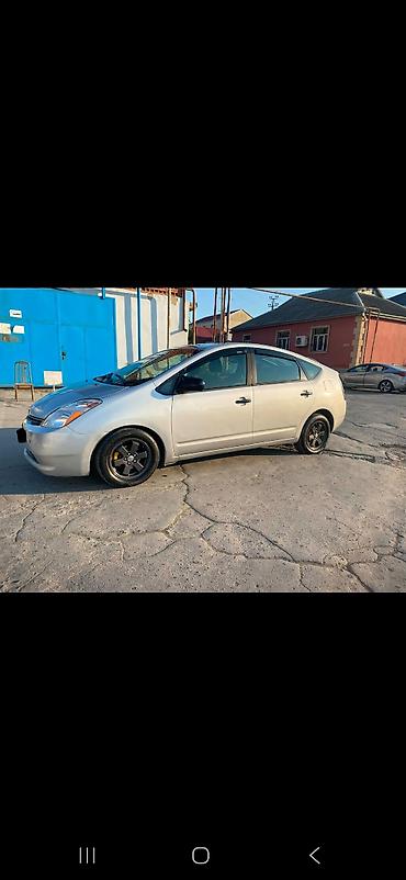 prius salon: Toyota Prius (ikinci nəsil, liftback) – hibrid Özəlliklər: - Hibrid — 7