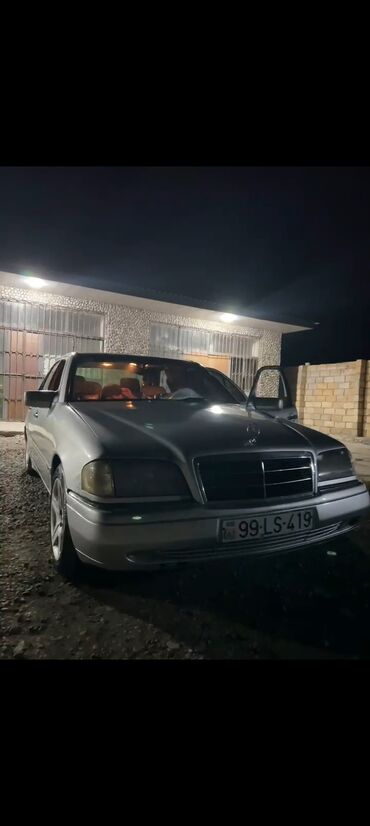 Mercedes-Benz: Mercedes-Benz C 200: 2 l | 1995 il Sedan — 6