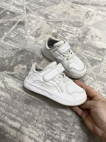 обувь на заказ: Детские кроссовки LI-NING, белые. - Тип: кроссовки для