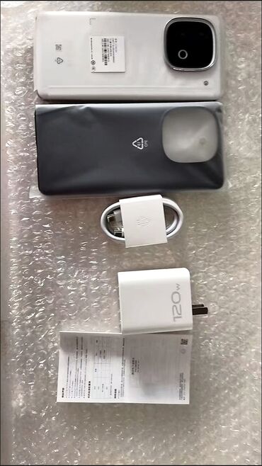 Vivo: Vivo iQOO, Б/у, 256 ГБ, цвет - Белый, 2 SIM — 10