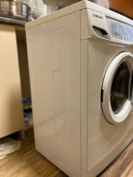 Paltaryuyan maşınlar: Samsung paltaryuyan satılır 100 manata.Əlaqə 0503628018 — 5